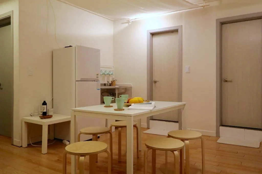 Nueh Guesthouse Σεούλ Νότια Κορέα